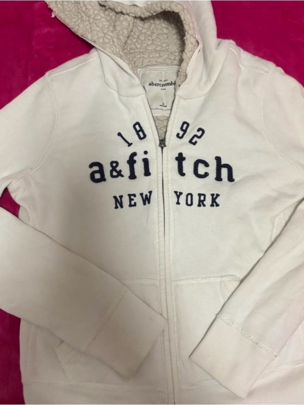 Vintage Abercrombie & Fitch Cream Zip-Up Hooded Sweatshirt with Navy Logo
